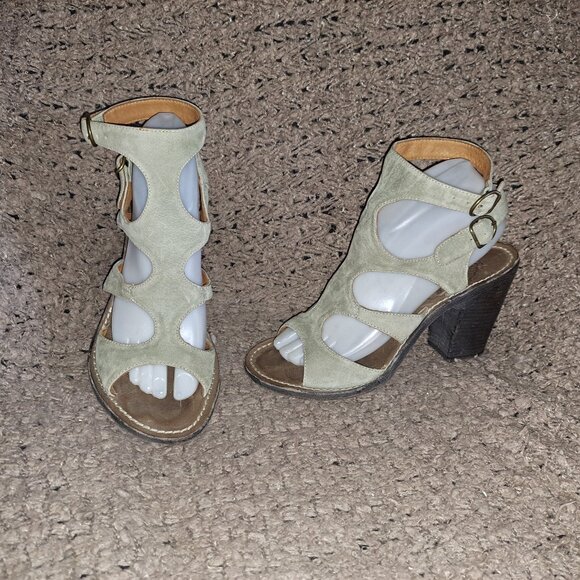 FIORENTINI & BAKER-Light Green Suede-Dbl Buckle-Heeled Sandals-Sz 38-Excellent - Picture 1 of 7